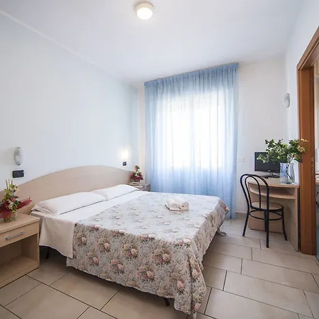 Ξενοδοχείο Marilonda 3*